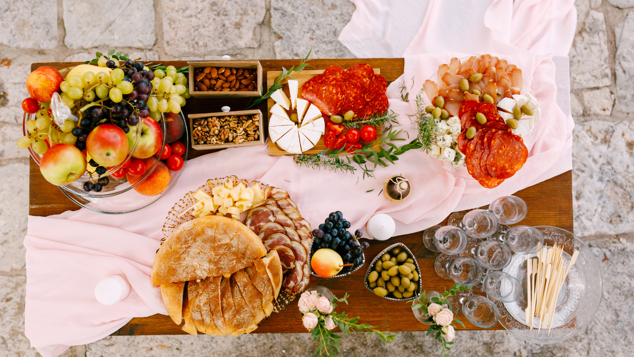 Canapes & Grazing Tables